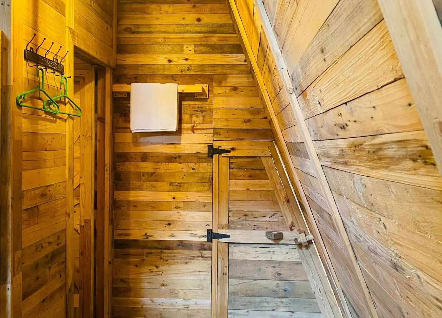 Hunters Wood Cabins Nuwara Eliya